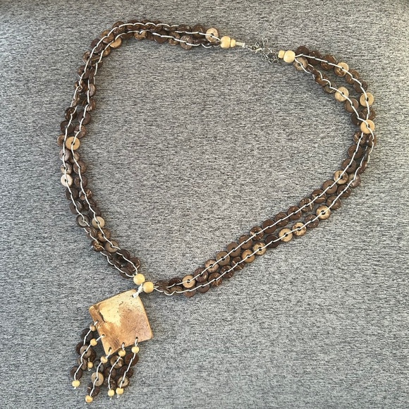 Necklace Brown Bead w/ Square Pendant - Picture 3 of 8